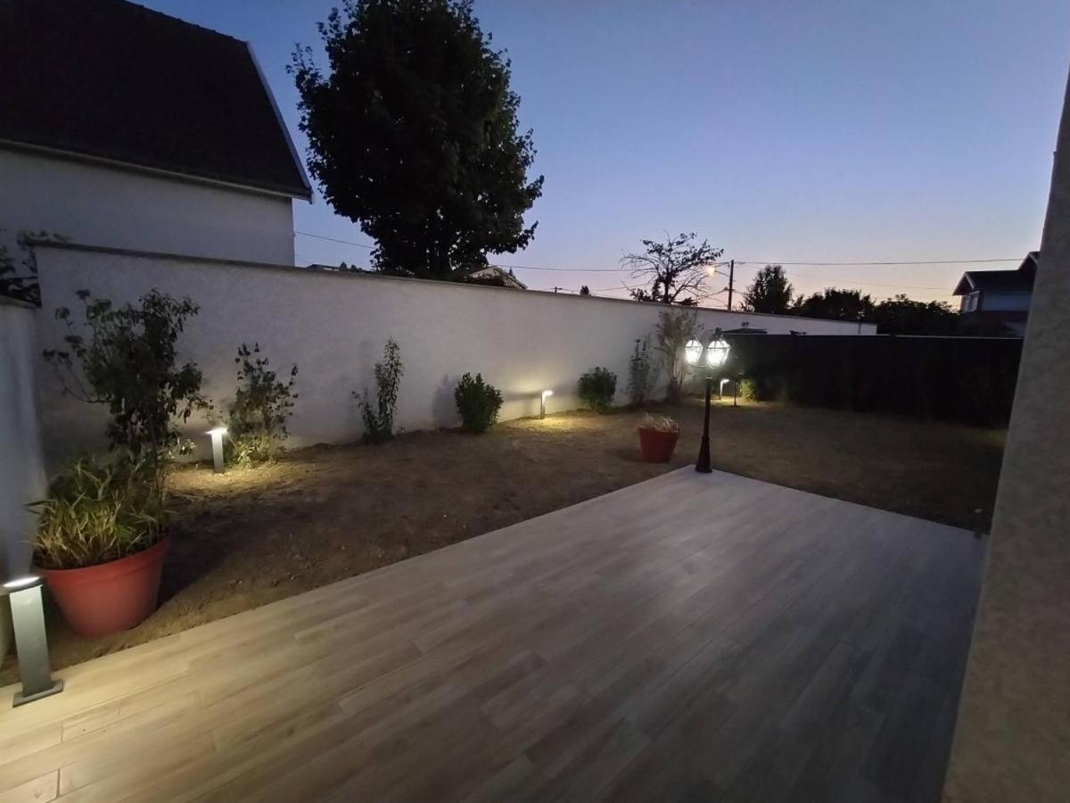 Logement Cosy Neuf Avec Jardin Mions Eksteriør bilde